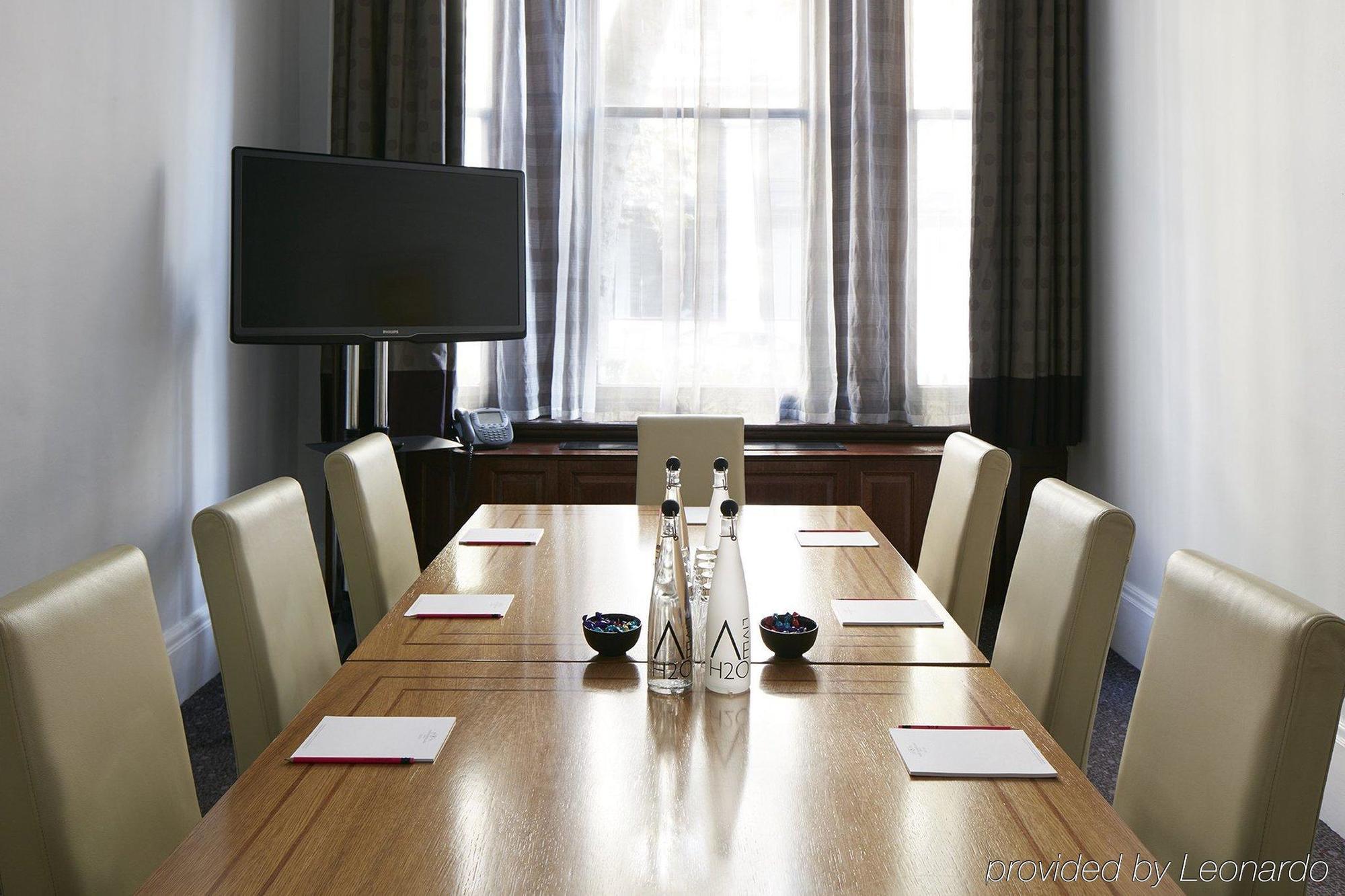 The Grand At Trafalgar Square Hotel London Exterior photo